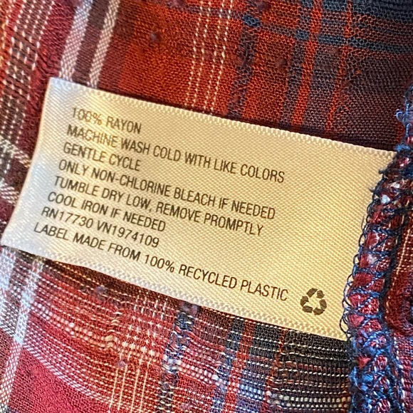 Plaid Top - Picture 7 of 7